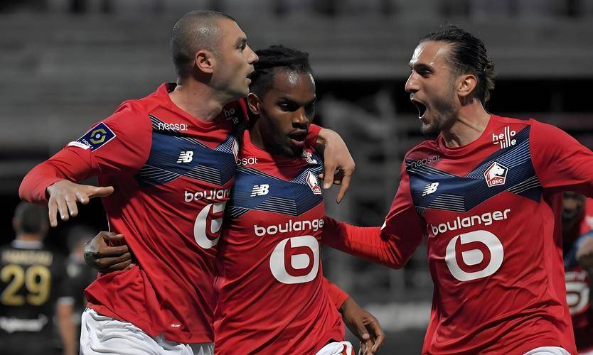 乐鱼体育官网-里尔对阵里昂：双方实力不相上下